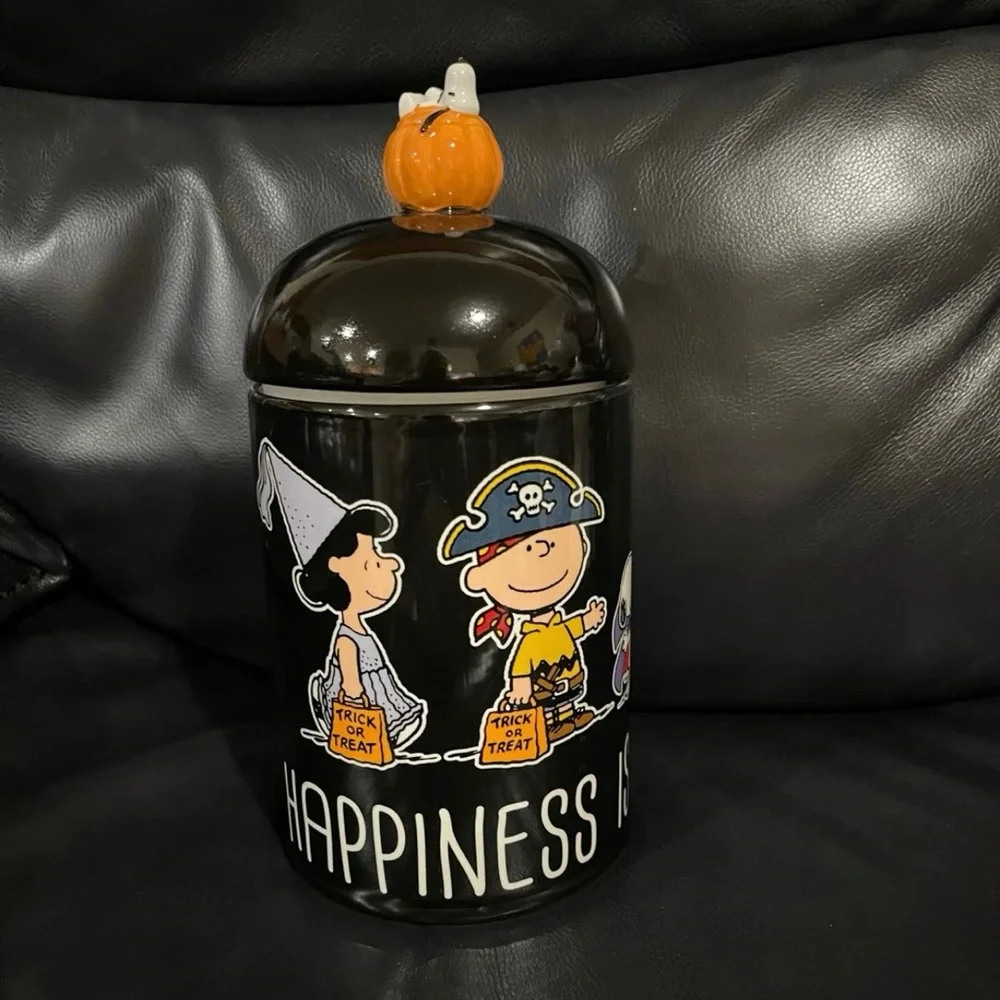 Peanuts Snoopy Halloween Canister “Hapiness is Halloween”